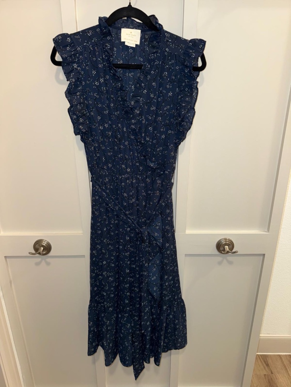 Kate Spade New York Wild Roses Ruffled Navy Faux Wrap Floral Tie Dress  - Size 4